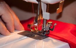 sewing-machine-1319627499-33.original